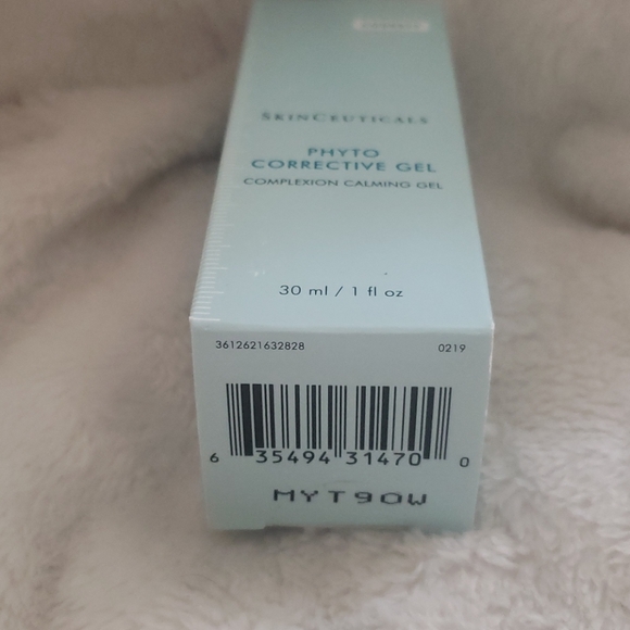 Authentic Skinceuticals phyto corrective gel - Picture 3 of 4